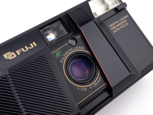 Fuji 300 date point shoot - dl-300,