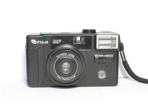 Fuji fotocamera analogica a - analogica,